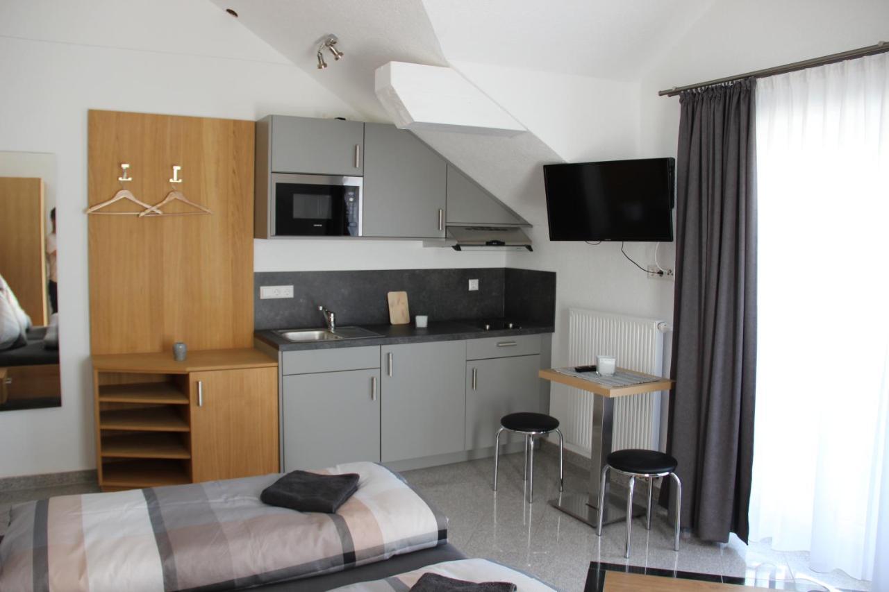 Zum Kreuzritter Apart otel Wuestenrot Dış mekan fotoğraf